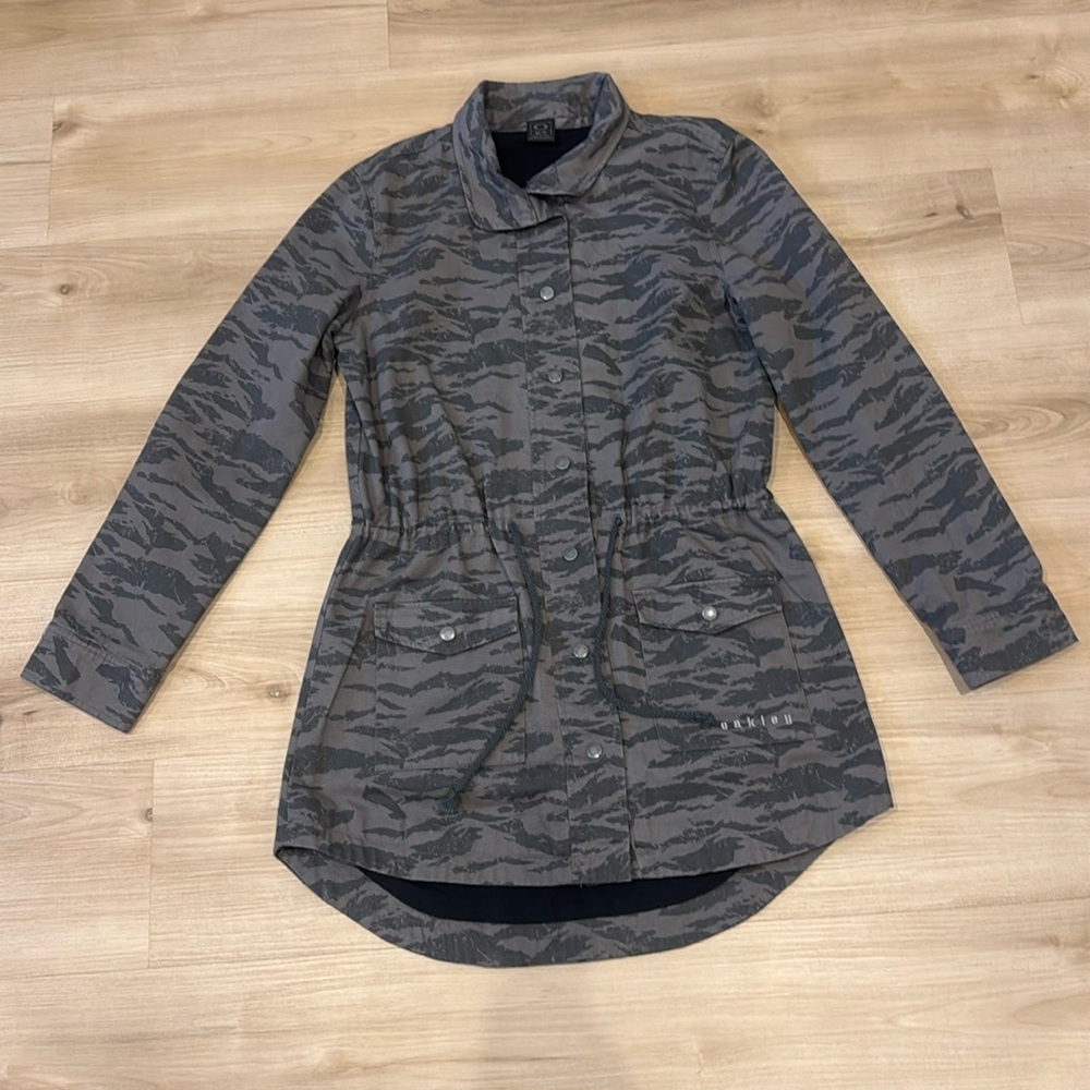 Oakley Women's Camo Grey Cotton Jacket w/ Snaps & Adjustable Waist Size XS